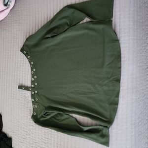 NWOT cute one open shoulder shirt
